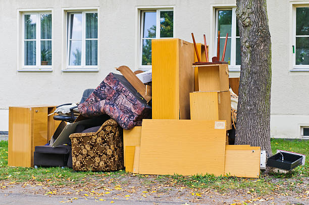 Best Yard Cleanup Services  in West Ishpeng, MI